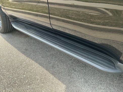 Used 2018 Chevrolet Tahoe LS image 11