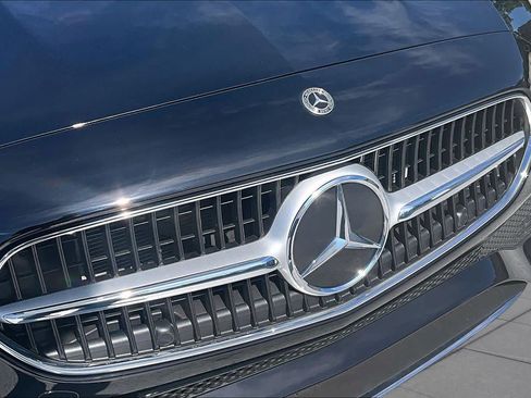 Used 2022 Mercedes-Benz C 300 Sedan image 29