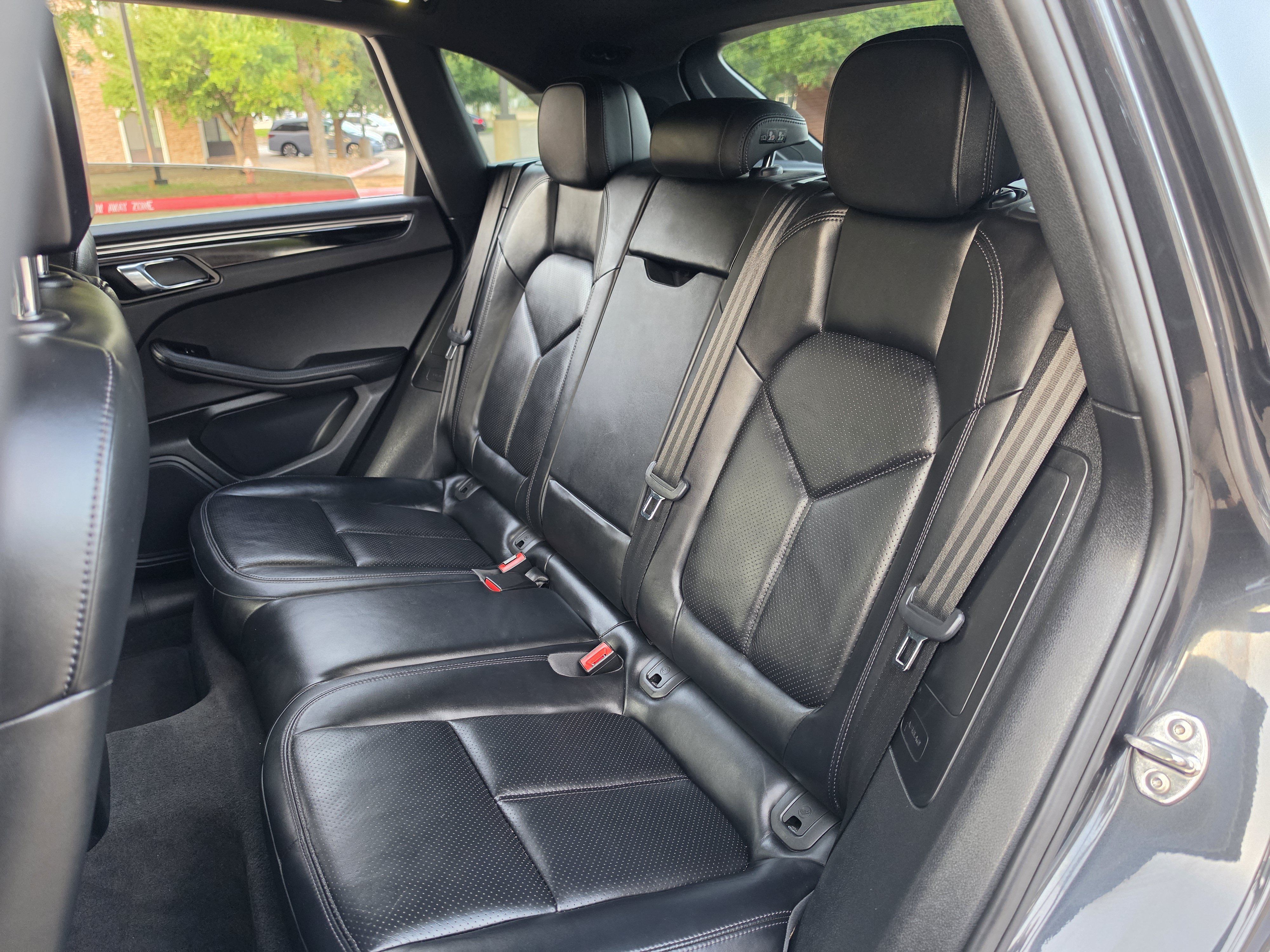 Used 2017 Porsche Macan S AWD/4WD image 19