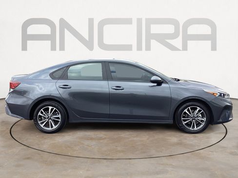 Used 2024 Kia Forte LXS image 14