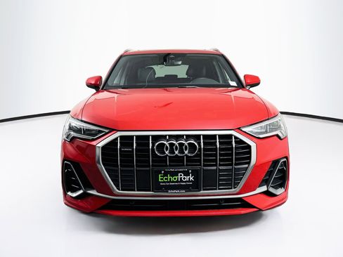 Used 2025 Audi Q3 2.0T Premium AWD/4WD image 2