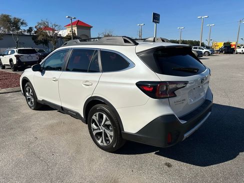 Used 2022 Subaru Outback Limited image 9