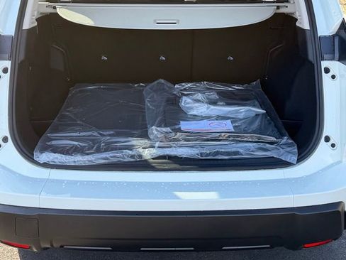 New 2026 Nissan Rogue S image 4