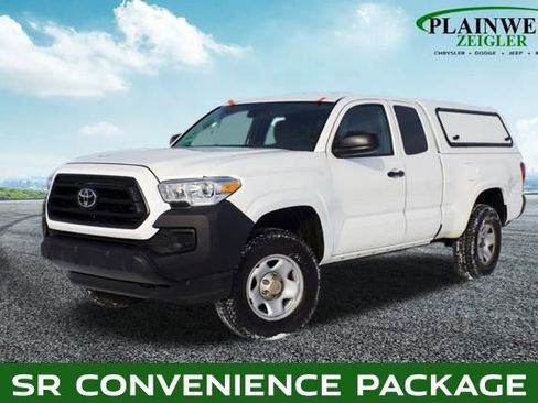 Used 2021 Toyota Tacoma SR image 1