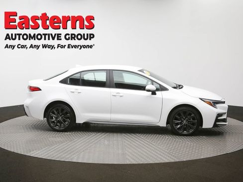 Used 2025 Toyota Corolla SE image 45