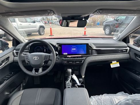 New 2026 Toyota Camry XLE AWD/4WD image 10