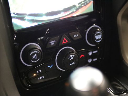 Used 2017 Dodge Viper ACR w/ Extreme Aero Package RWD image 29
