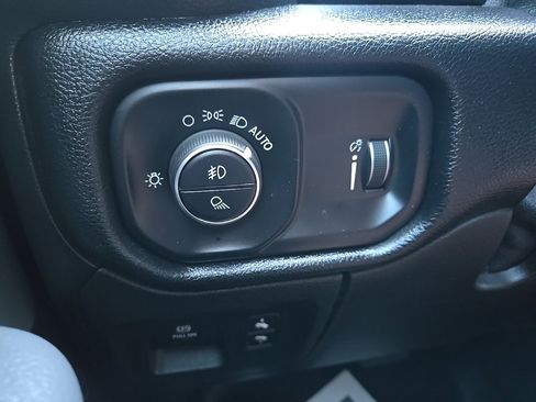 Used 2020 RAM 1500 Lone Star image 53