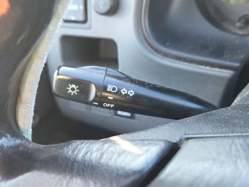 Used 1998 Toyota RAV4 4WD 4-Door image 34