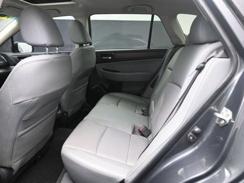 Used 2018 Subaru Outback 3.6R Limited AWD/4WD image 21