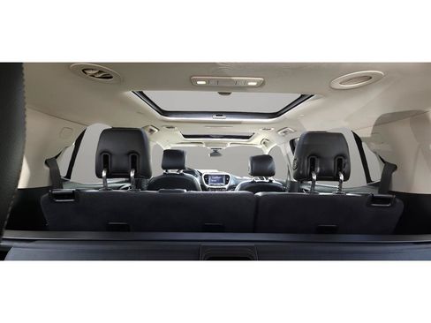 Used 2017 GMC Acadia Denali w/ Technology Package AWD/4WD image 22