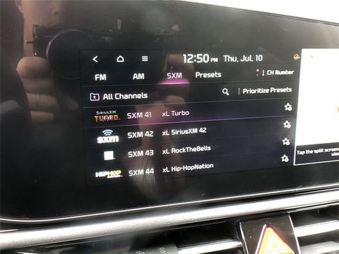 New 2025 Kia Niro SX image 16