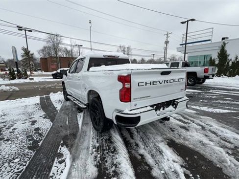 Used 2022 Chevrolet Silverado 1500 RST w/ Convenience Package II image 6