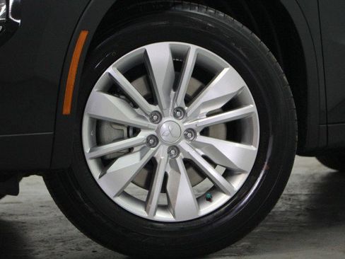 New 2026 Mitsubishi Outlander ES image 3