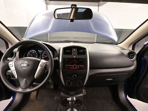 Used 2018 Nissan Versa SV image 22
