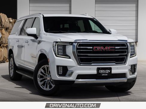 Used 2021 GMC Yukon XL SLT AWD/4WD image 1