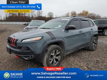 Used 2014 Jeep Cherokee Trailhawk w/ Comfort/Convenience Group