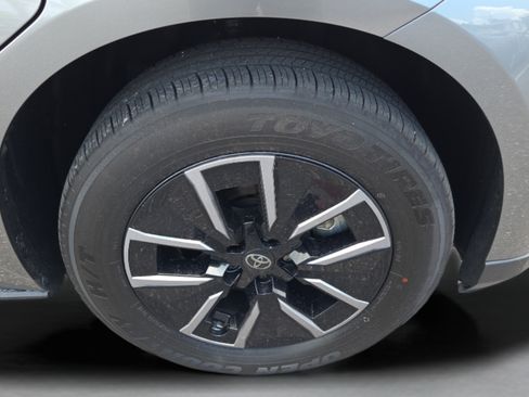 Certified 2026 Toyota bZ AWD/4WD image 34