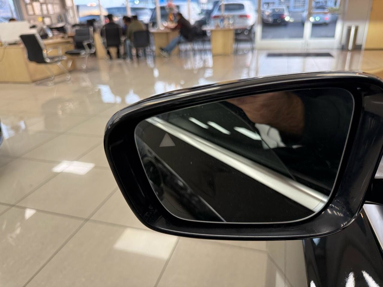 Used 2020 BMW 330i Sedan w/ Convenience Package RWD image 24