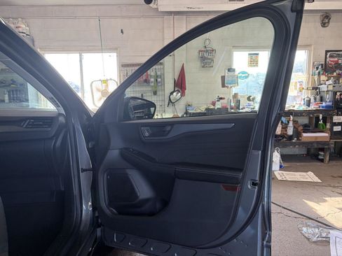Used 2024 Ford Escape Active w/ Tech Pack #1 AWD/4WD image 28