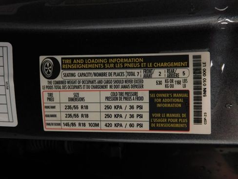 Used 2024 Volkswagen Tiguan SE image 37