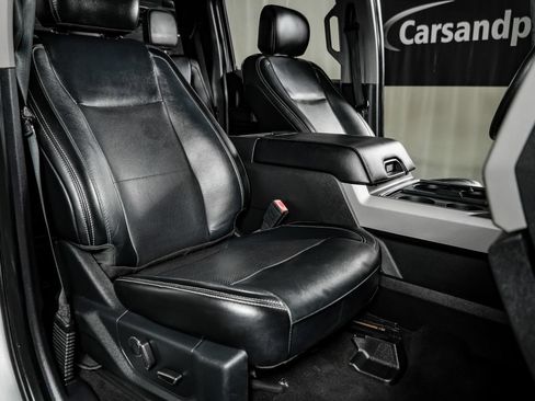 Used 2019 Ford F250 Lariat w/ Lariat Ultimate Package AWD/4WD image 32