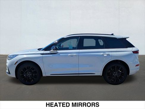 Used 2024 Lincoln Corsair Reserve w/ Equipment Group 201A image 2