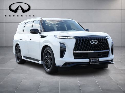 New 2026 INFINITI QX80 4WD image 3