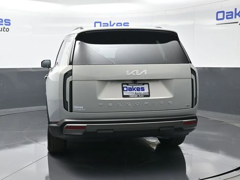 New 2027 Kia Telluride S image 7
