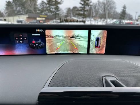 Used 2025 Lincoln Nautilus Reserve image 26