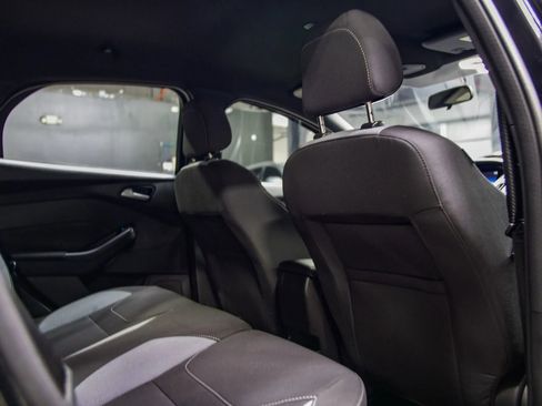 Used 2018 Ford Focus ST image 30