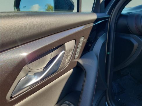 Used 2019 Chevrolet Blazer RS image 18