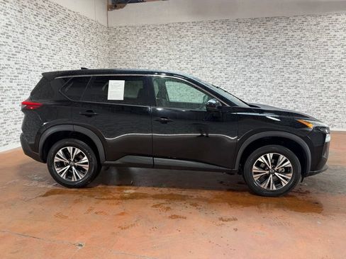 Used 2021 Nissan Rogue SV AWD/4WD image 6