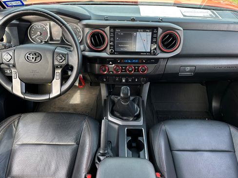 Used 2023 Toyota Tacoma TRD Pro AWD/4WD image 12