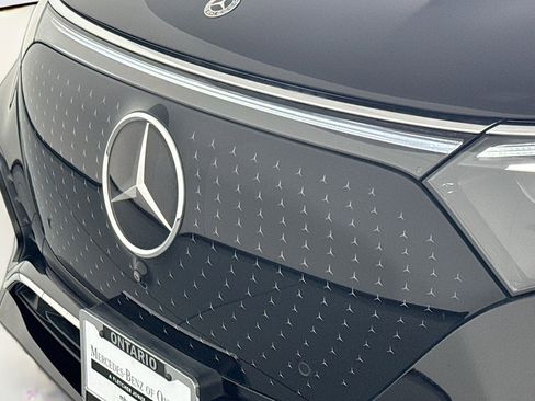 Used 2023 Mercedes-Benz EQS 580 4MATIC SUV image 12