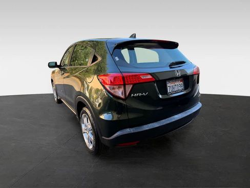 Used 2016 Honda HR-V LX image 4