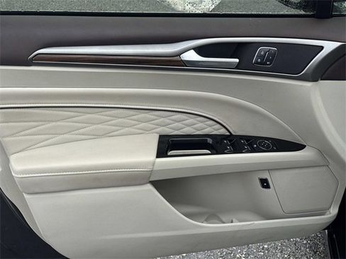 Certified 2018 Ford Fusion Energi Platinum image 21