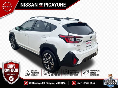 Used 2024 Subaru Crosstrek 2.0i Premium AWD/4WD image 3