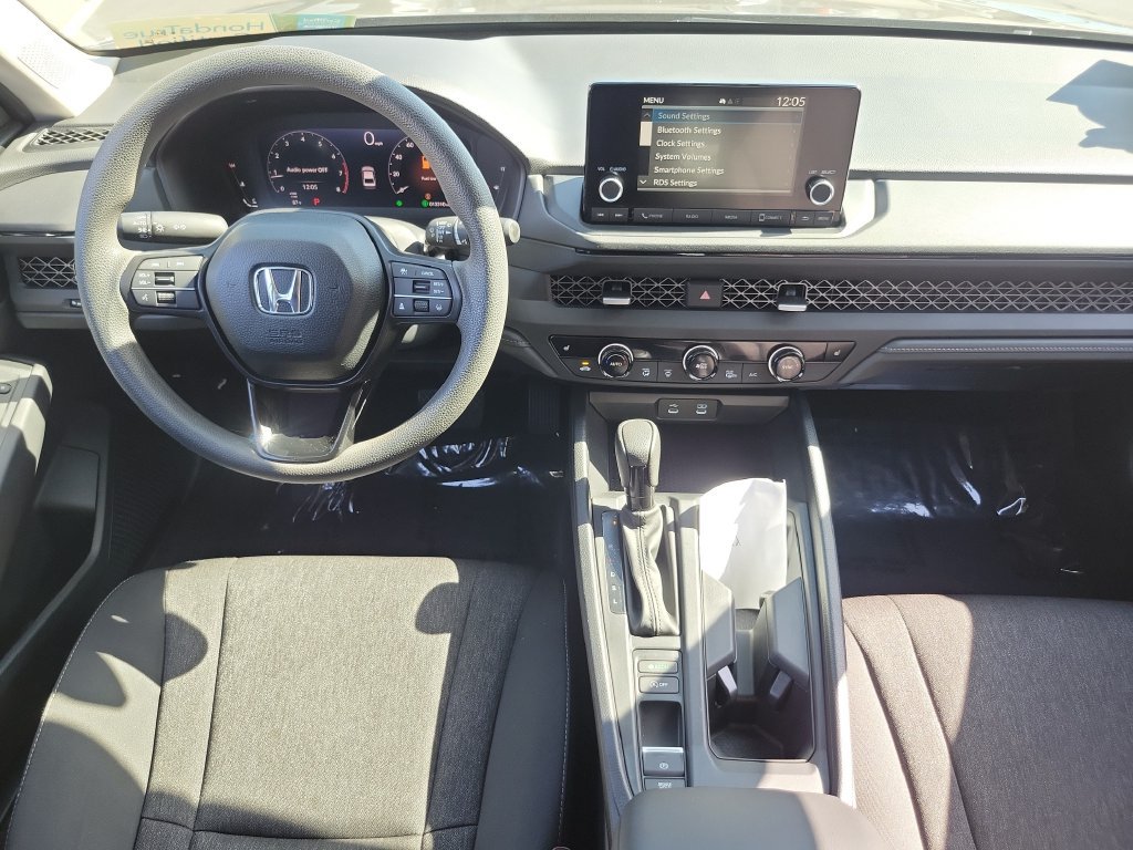 Certified 2025 Honda Accord SE image 10