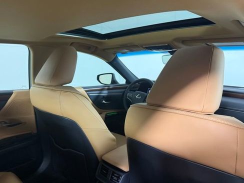 New 2025 Lexus ES 350 w/ Premium Package image 26