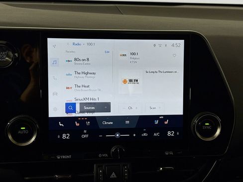 Certified 2025 Lexus NX 250 FWD w/ Premium Package image 15