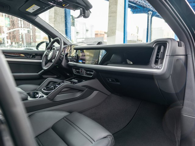 Used 2026 Porsche Cayenne E-Hybrid AWD/4WD image 51