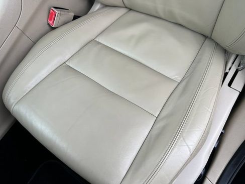 Used 2020 Jeep Grand Cherokee Limited AWD/4WD image 13