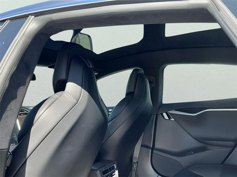 Used 2018 Tesla Model S 75D image 20