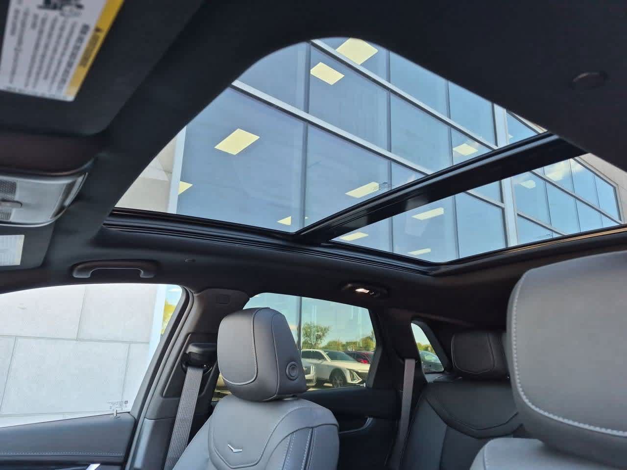 Used 2024 Cadillac XT5 Premium Luxury AWD/4WD image 19