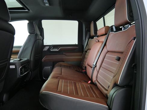 New 2026 GMC Sierra 3500 Denali Ultimate AWD/4WD image 14