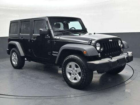 Used 2017 Jeep Wrangler Unlimited Sport w/ Quick Order Package 24S image 2