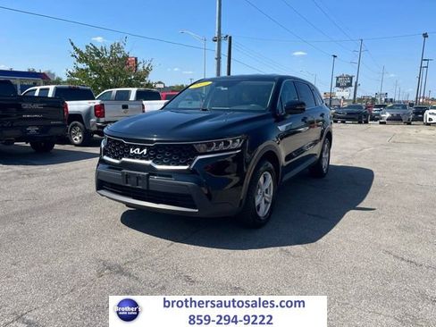 Used 2022 Kia Sorento LX AWD/4WD image 1
