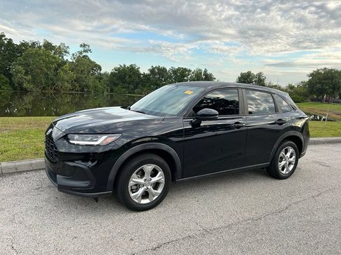 Used 2024 Honda HR-V LX image 2