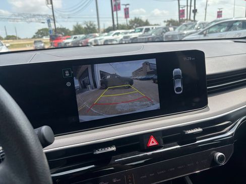 Used 2025 Kia K5 LXS FWD image 22